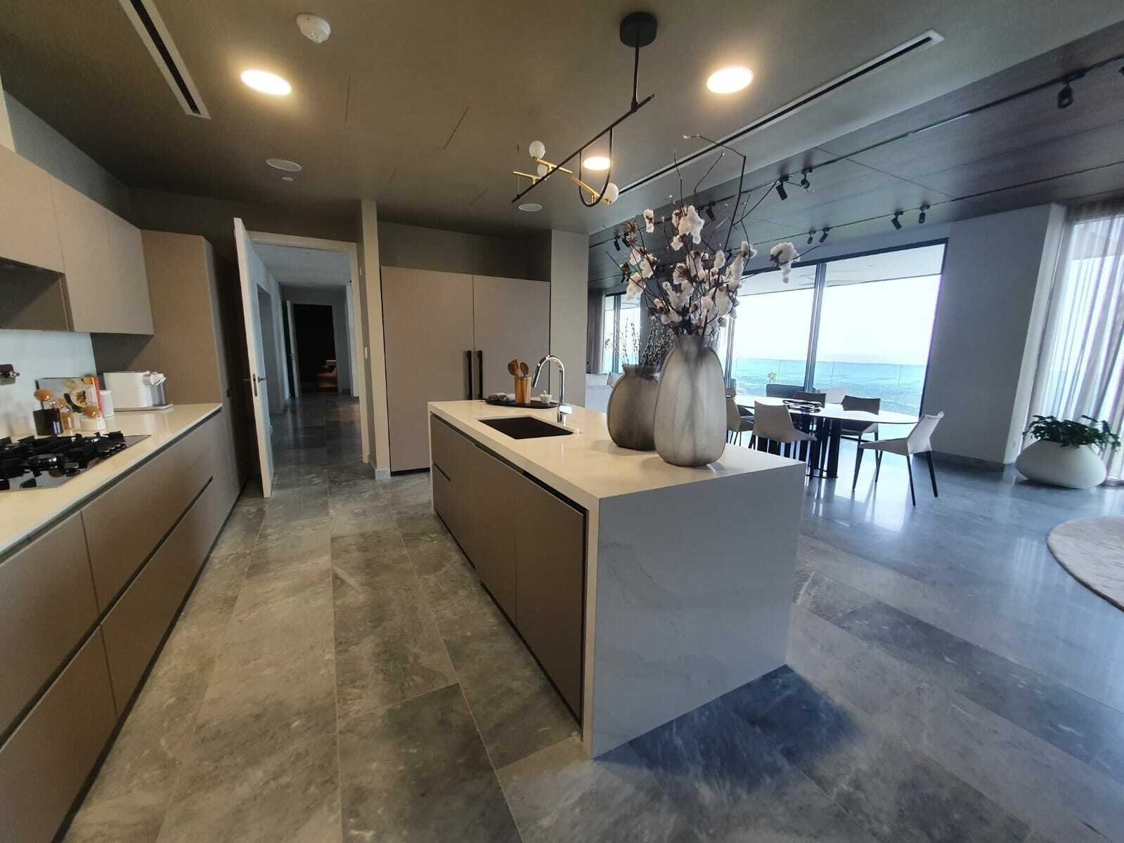 Upper East Sky Residence in Costa del Este - Gallery image 18