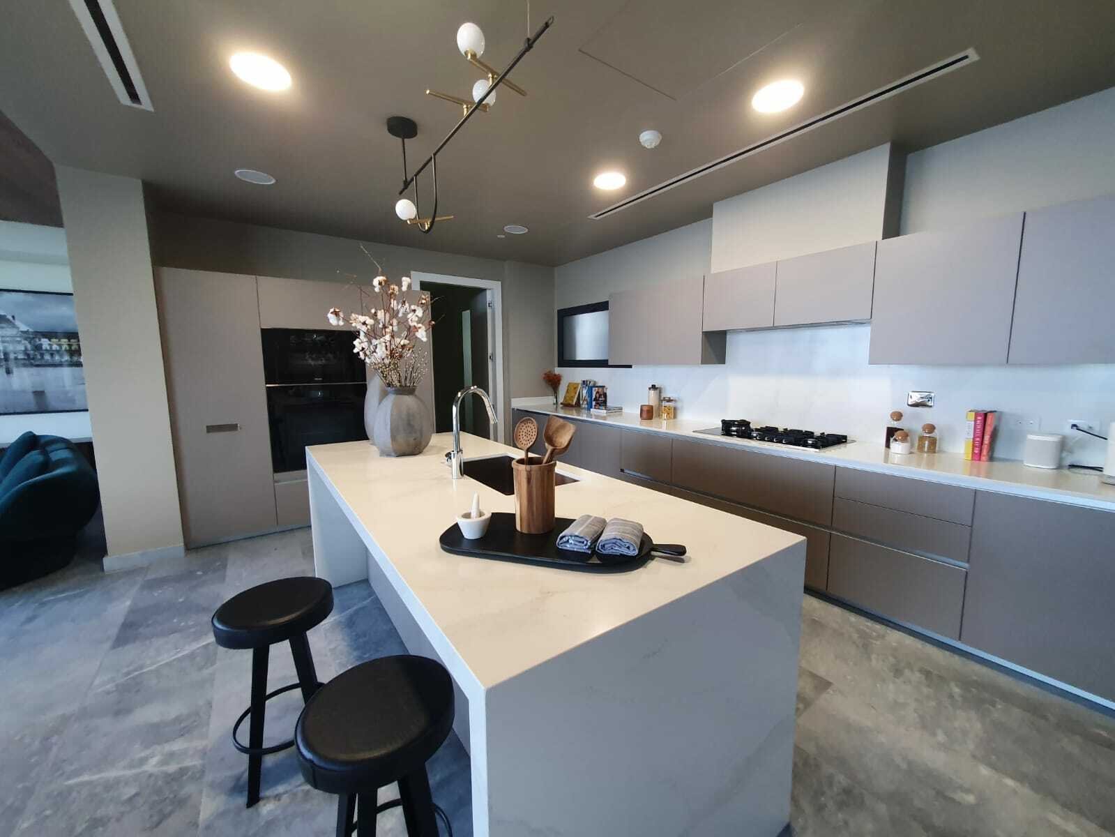 Upper East Sky Residence in Costa del Este - Gallery image 19