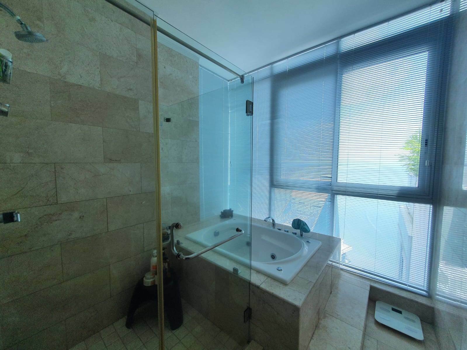 Two-Level Penthouse in Pacific Village, Punta Pacifica - Gallery image 32