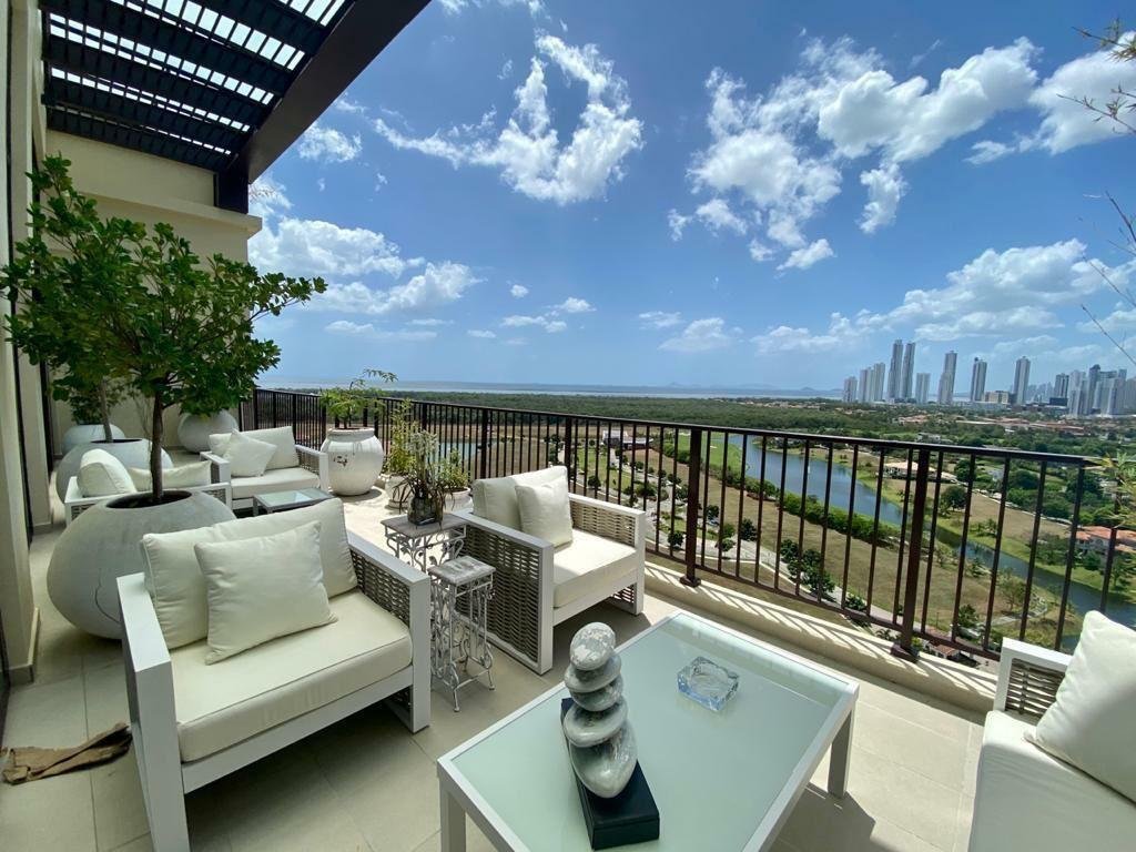 Two-Level Penthouse at Santa Maria Golf & Country Club - Gallery image 5