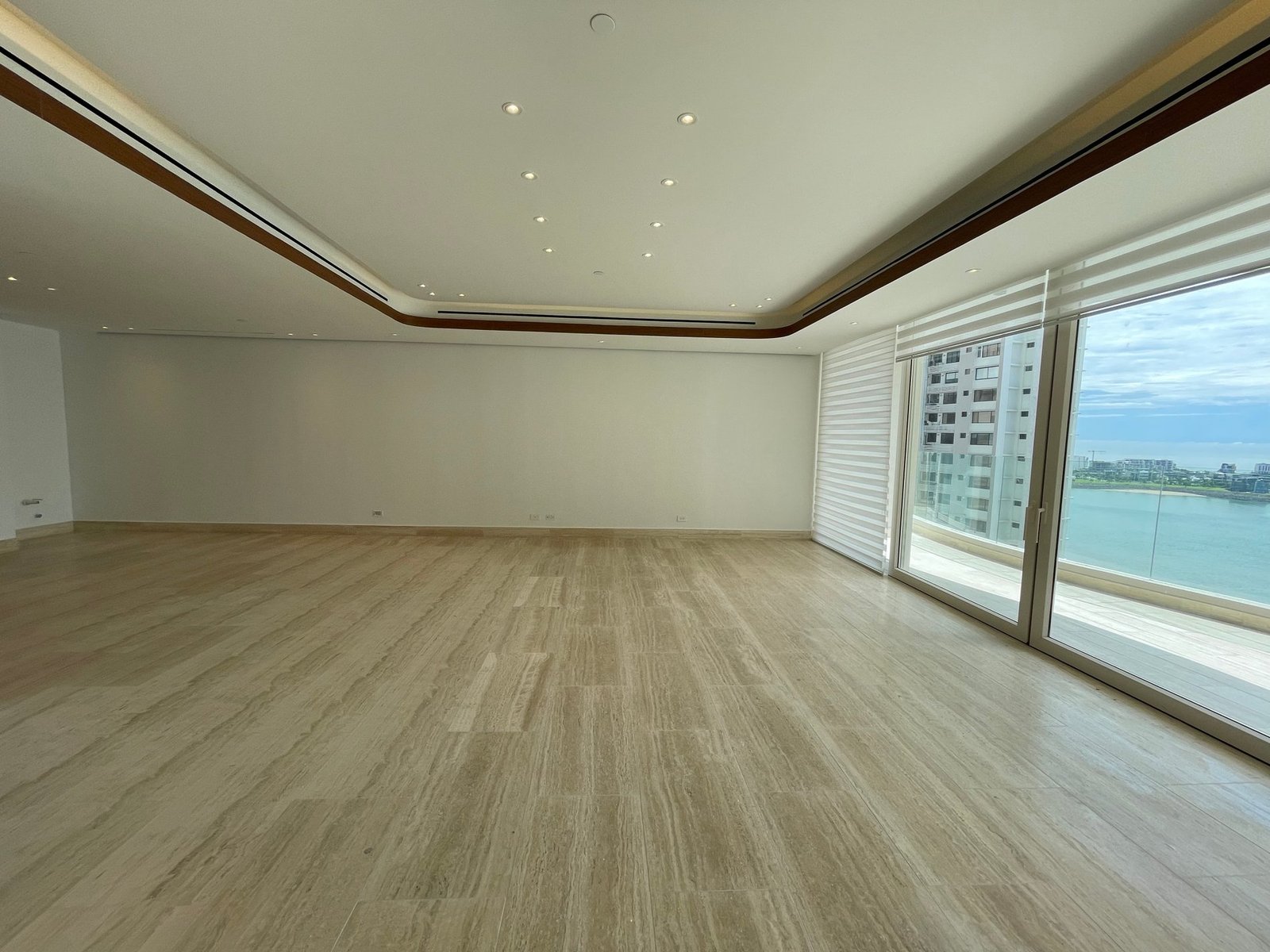 Sea-View 3-Bed at The Towers, Punta Paitilla - Gallery image 16