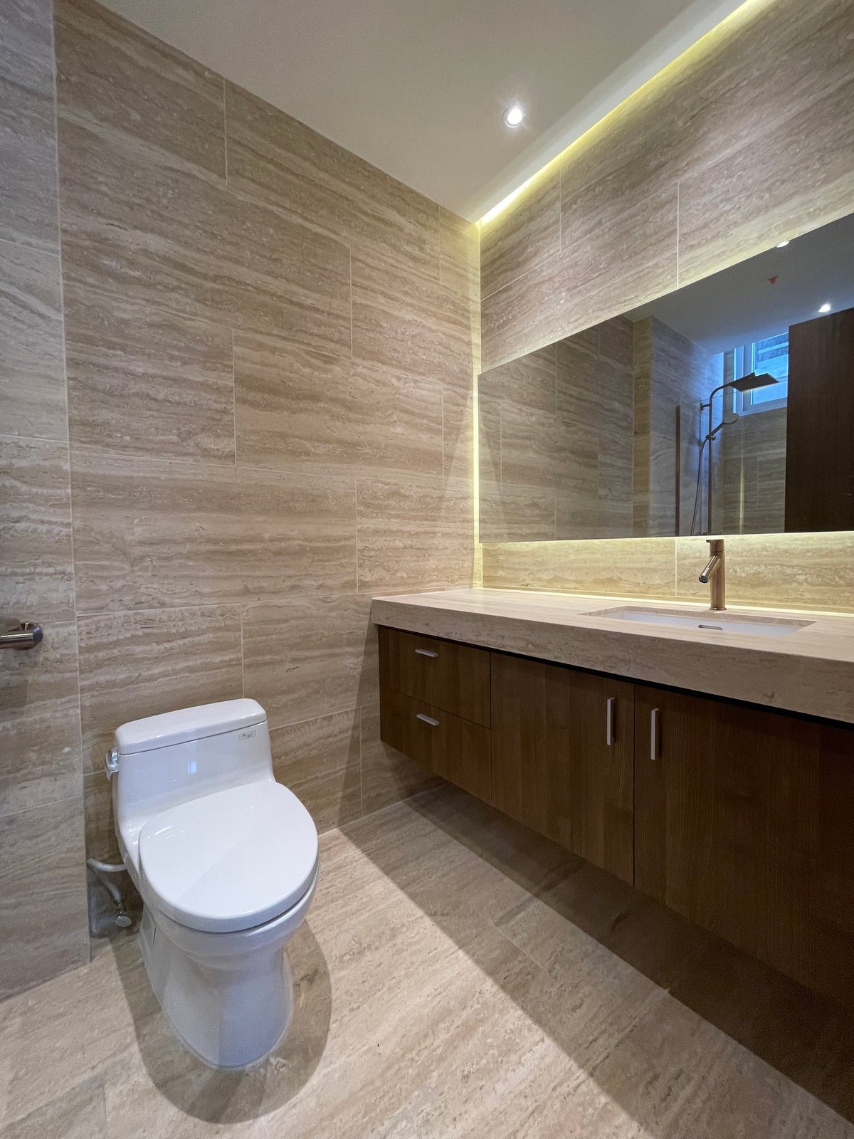 Sea-View 3-Bed at The Towers, Punta Paitilla - Gallery image 3