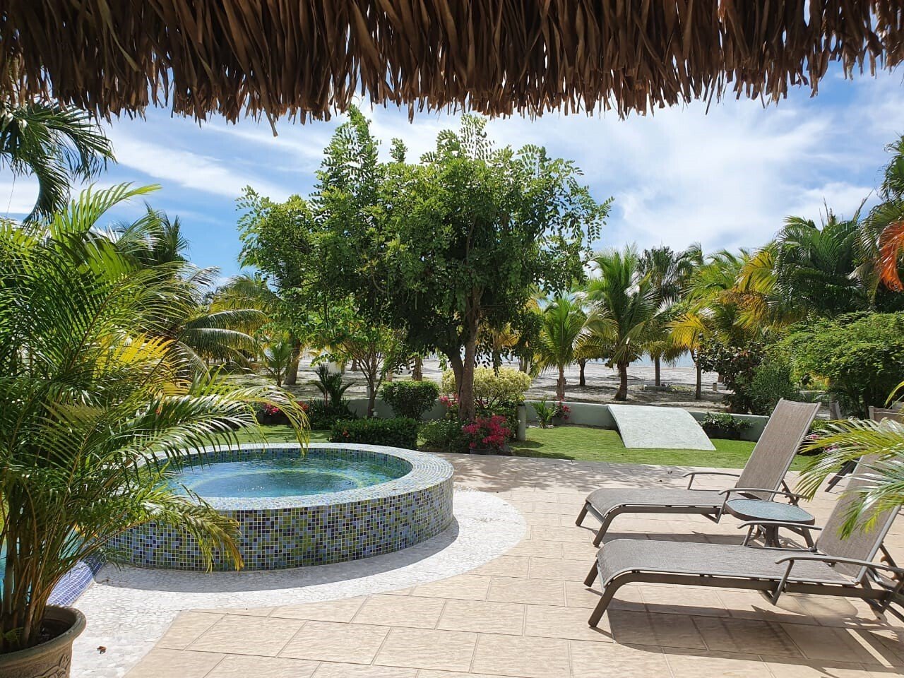 Seafront Estate on 5,000 m2 in Buenaventura - Gallery image 13