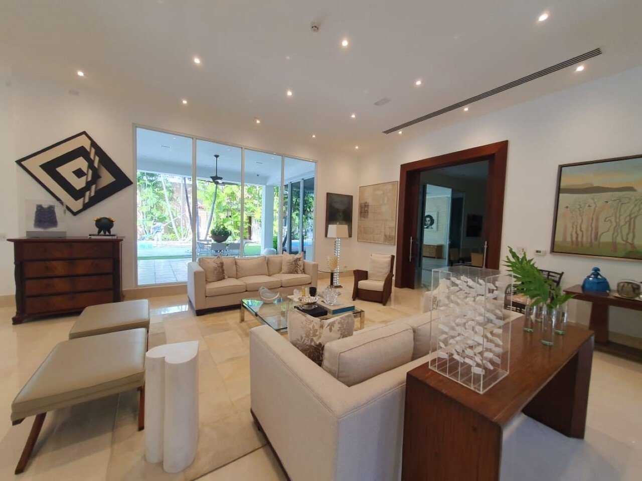 Gated Three-Floor Residence at Golden Point, Punta Pacifica - Gallery image 15