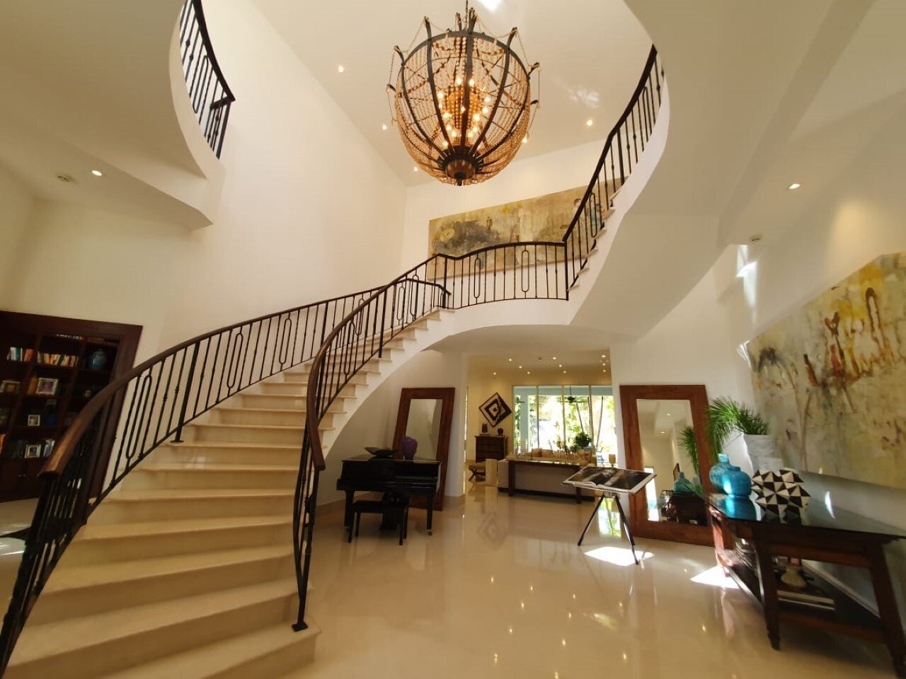 Gated Three-Floor Residence at Golden Point, Punta Pacifica - Gallery image 27