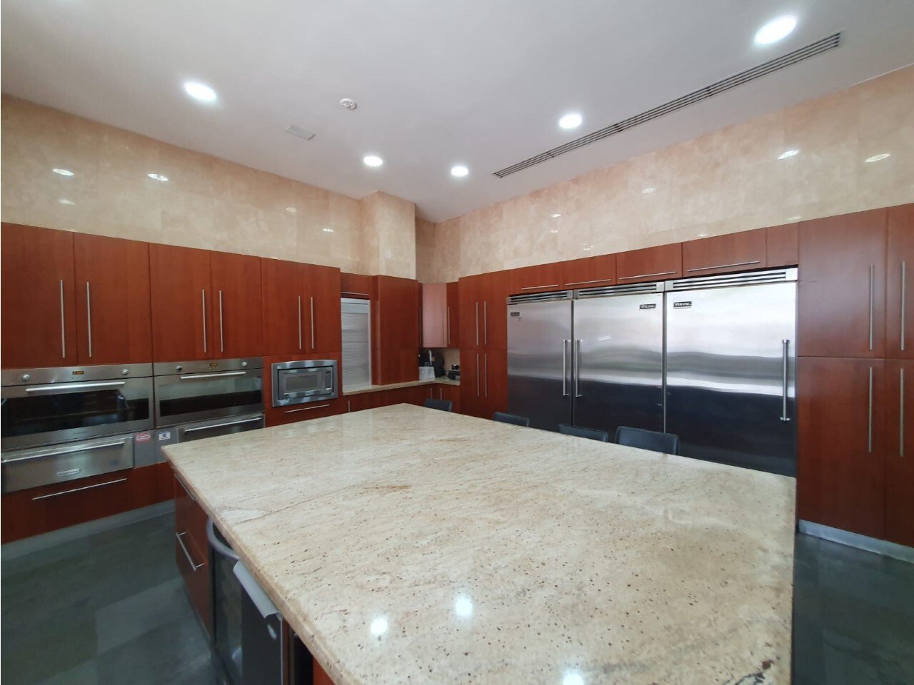 Gated Three-Floor Residence at Golden Point, Punta Pacifica - Gallery image 4