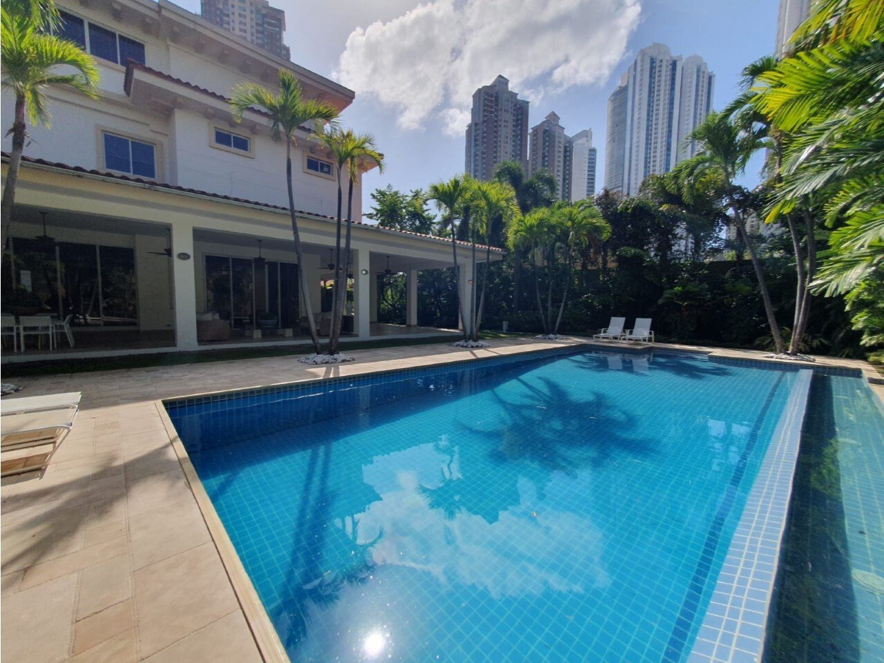 Gated Three-Floor Residence at Golden Point, Punta Pacifica - Gallery image 8