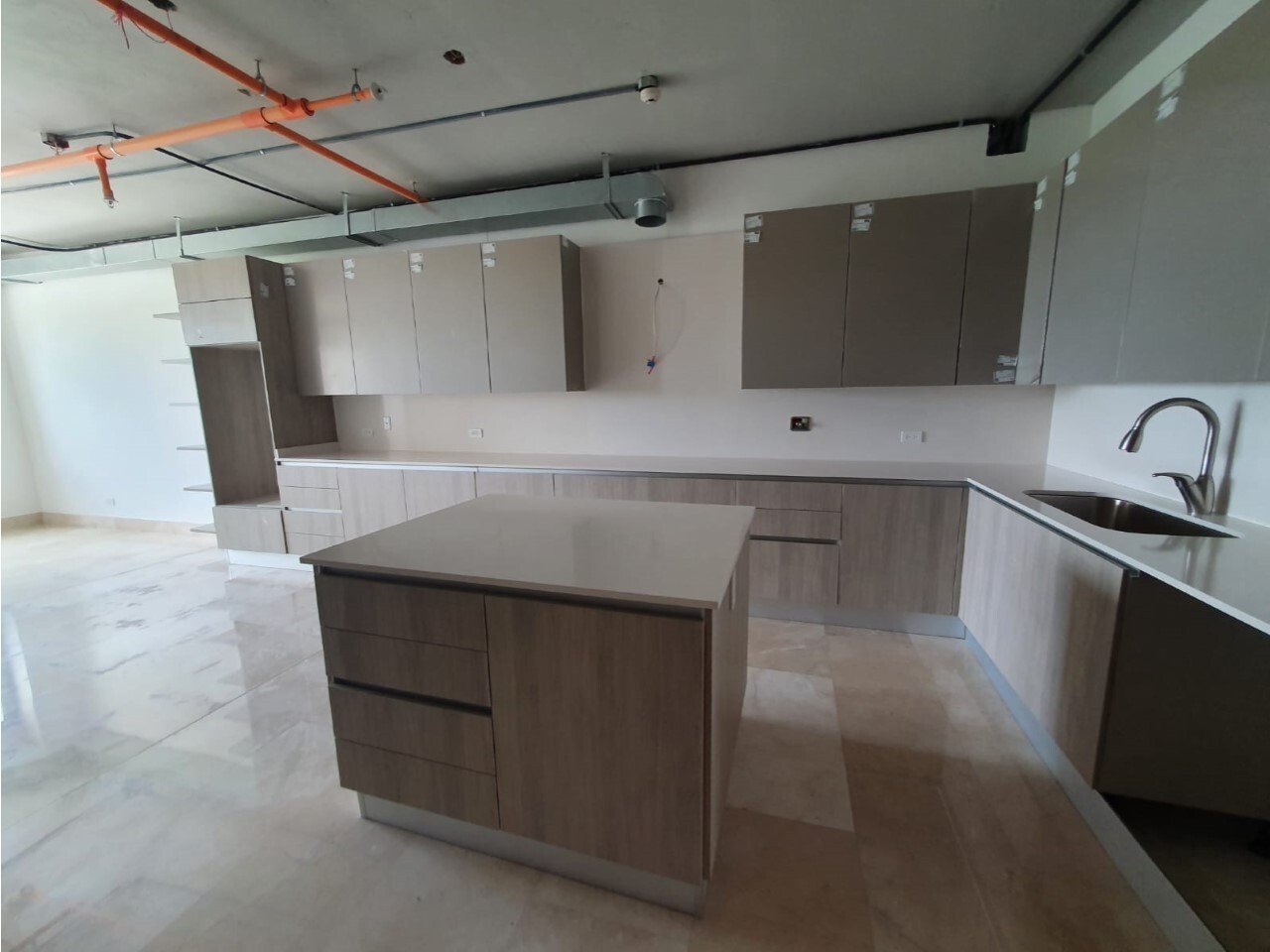 Lantana Apartment with Golf Terrace, Santa Maria - Gallery image 14
