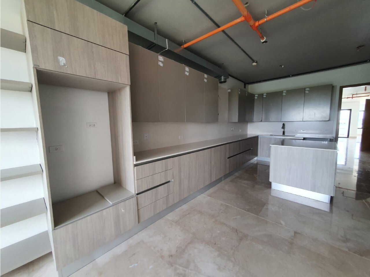 Lantana Apartment with Golf Terrace, Santa Maria - Gallery image 2