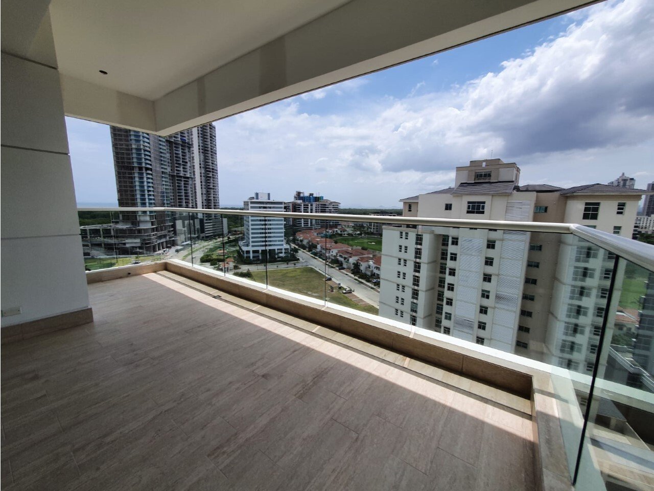 Solana Apartment at Santa Maria Golf & Country Club - Gallery image 2