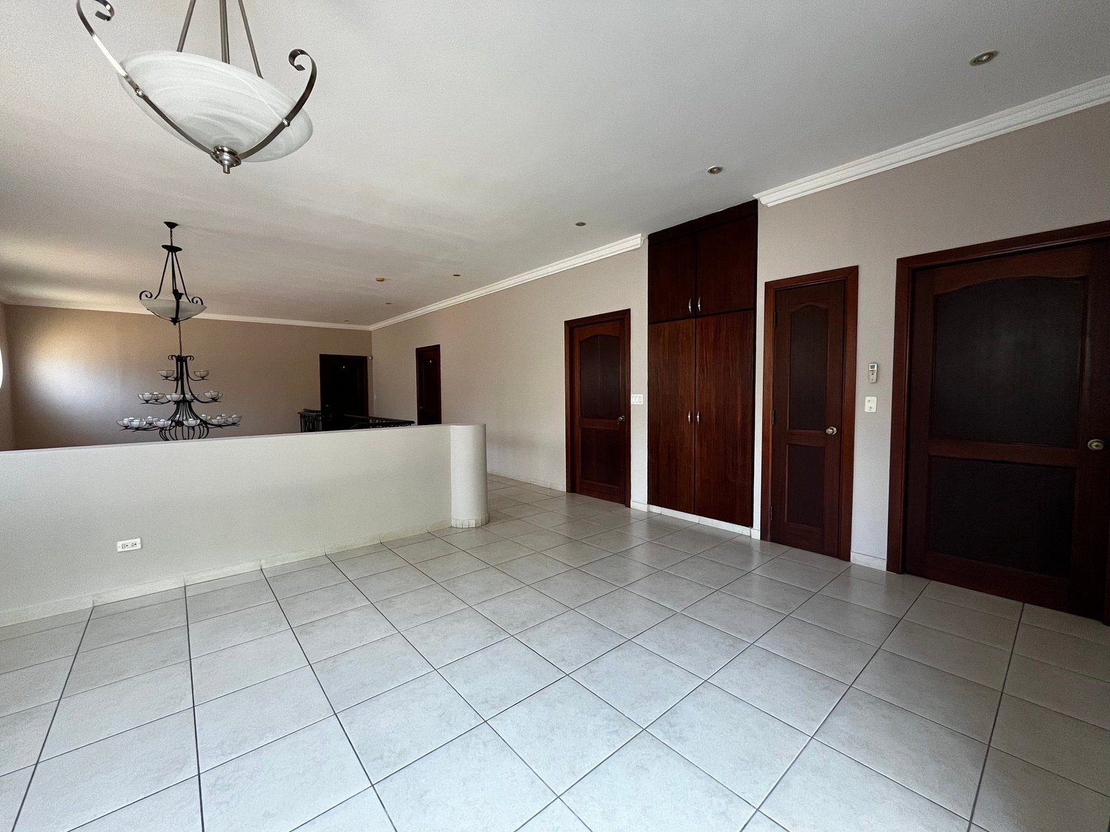 Two-Level Pool House in Camino de Cruces, Clayton - Gallery image 16