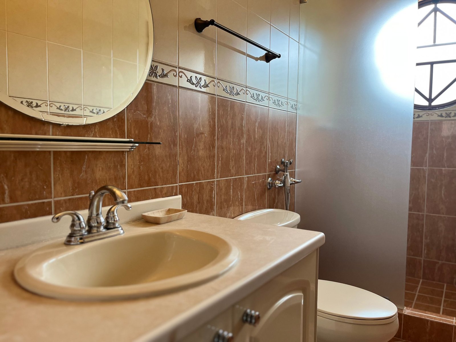 Two-Level Pool House in Camino de Cruces, Clayton - Gallery image 19