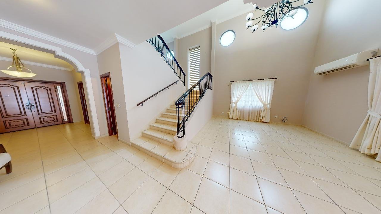 Two-Level Pool House in Camino de Cruces, Clayton - Gallery image 7