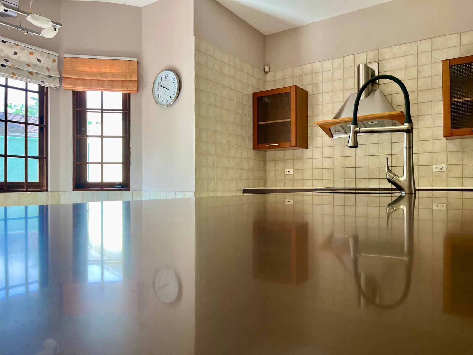 Two-Level Pool House in Camino de Cruces, Clayton - Gallery image 8