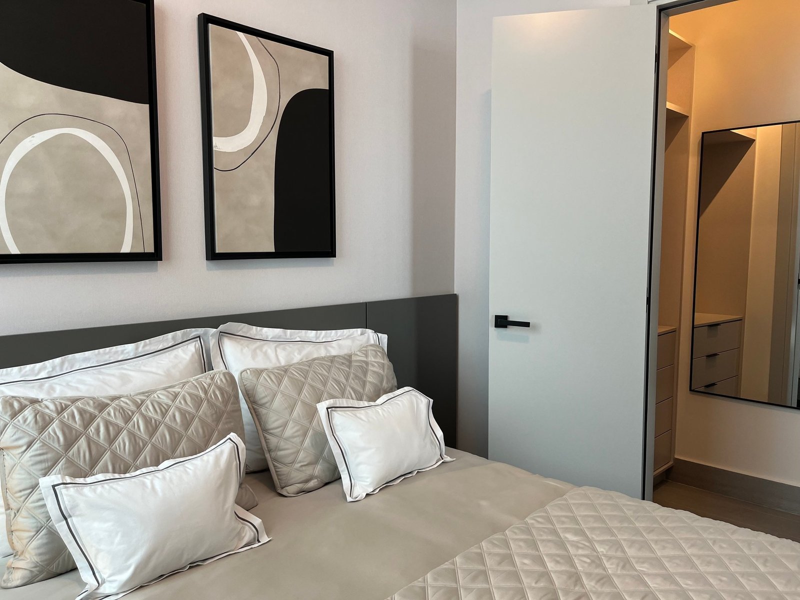 The Ivy Sea-View Apartment, Santa Maria - Gallery image 33