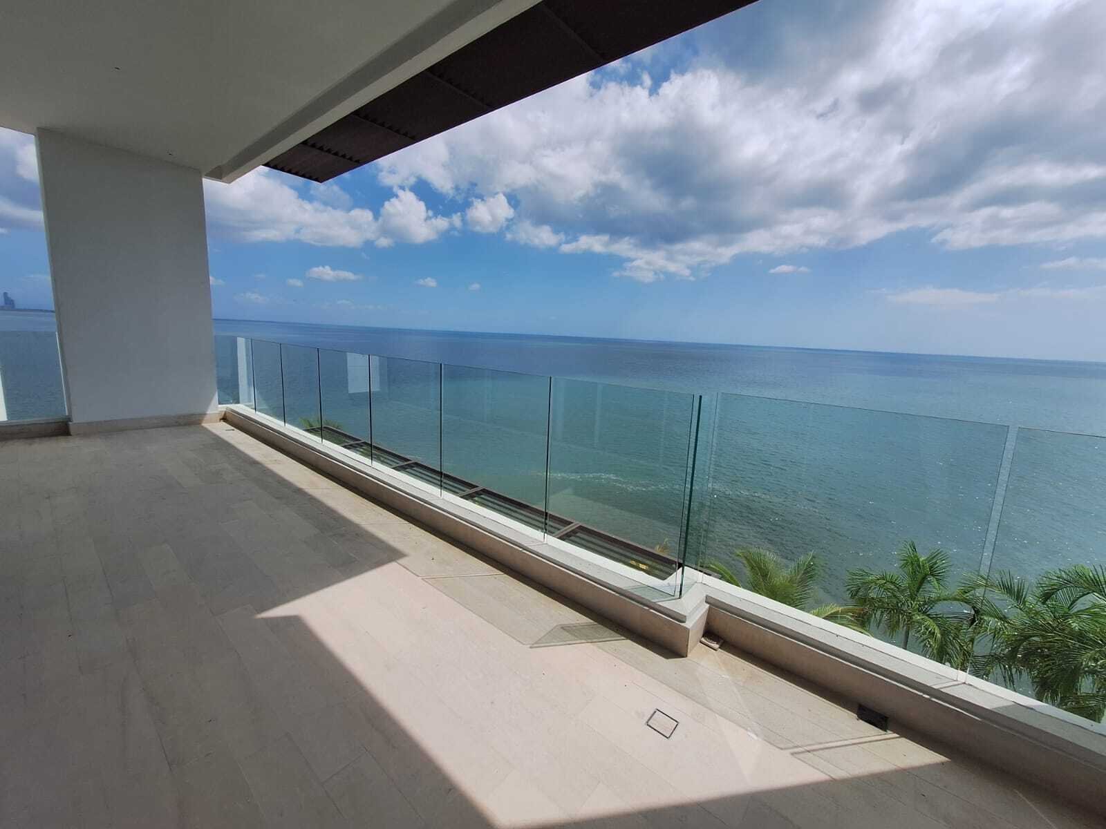Ocean Pearl Oceanfront Flat at Ocean Reef Islands - Gallery image 2
