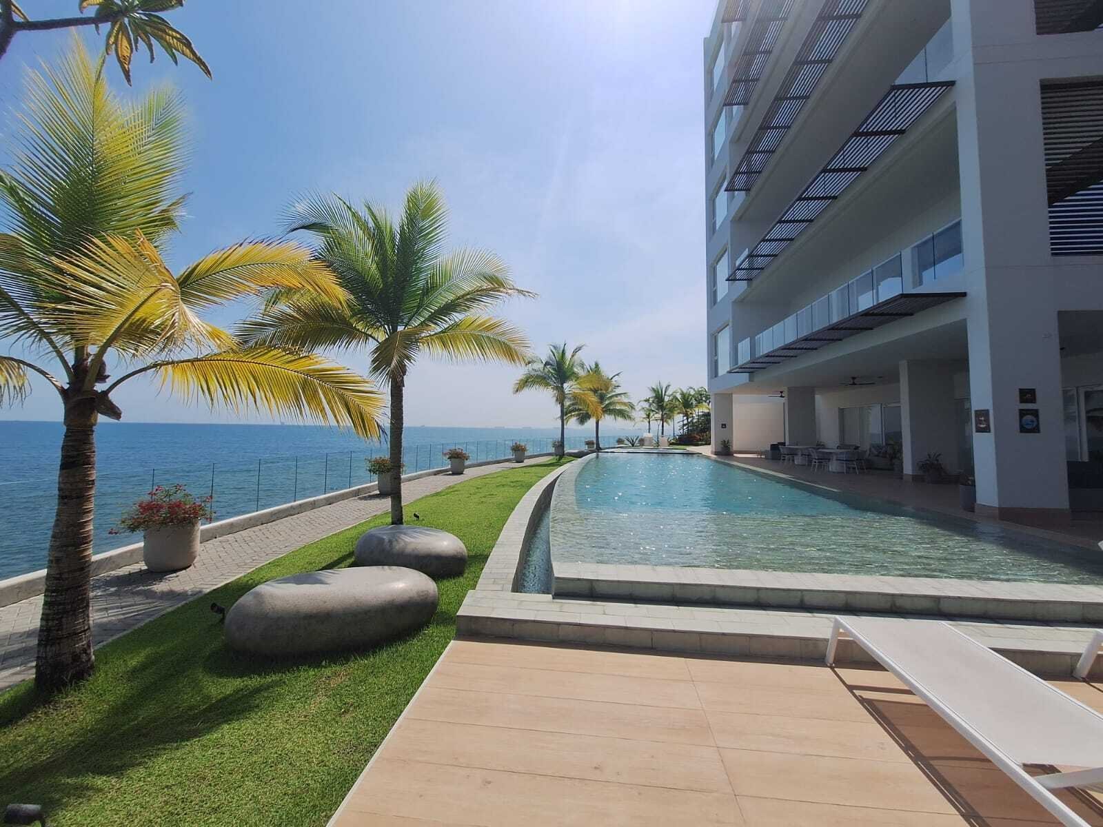 Ocean Pearl Oceanfront Flat at Ocean Reef Islands - Gallery image 6