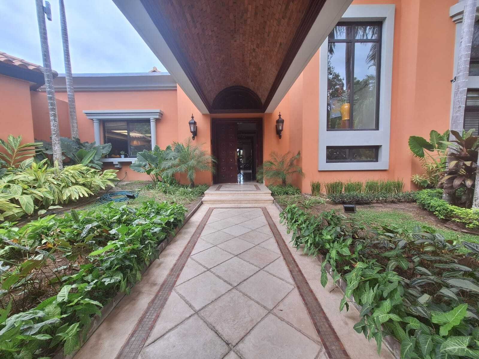 Lakefront Villa in Buenaventura, Riviera Pacifica - Gallery image 20