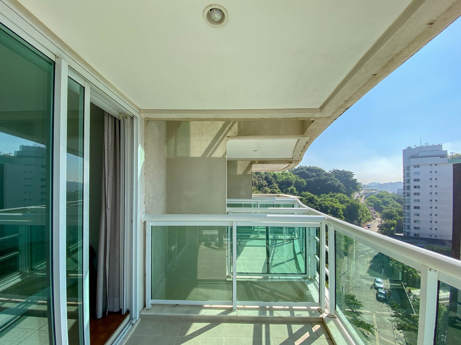 Niteroi Sea-View Apartment Facing Rio de Janeiro - Gallery image 11