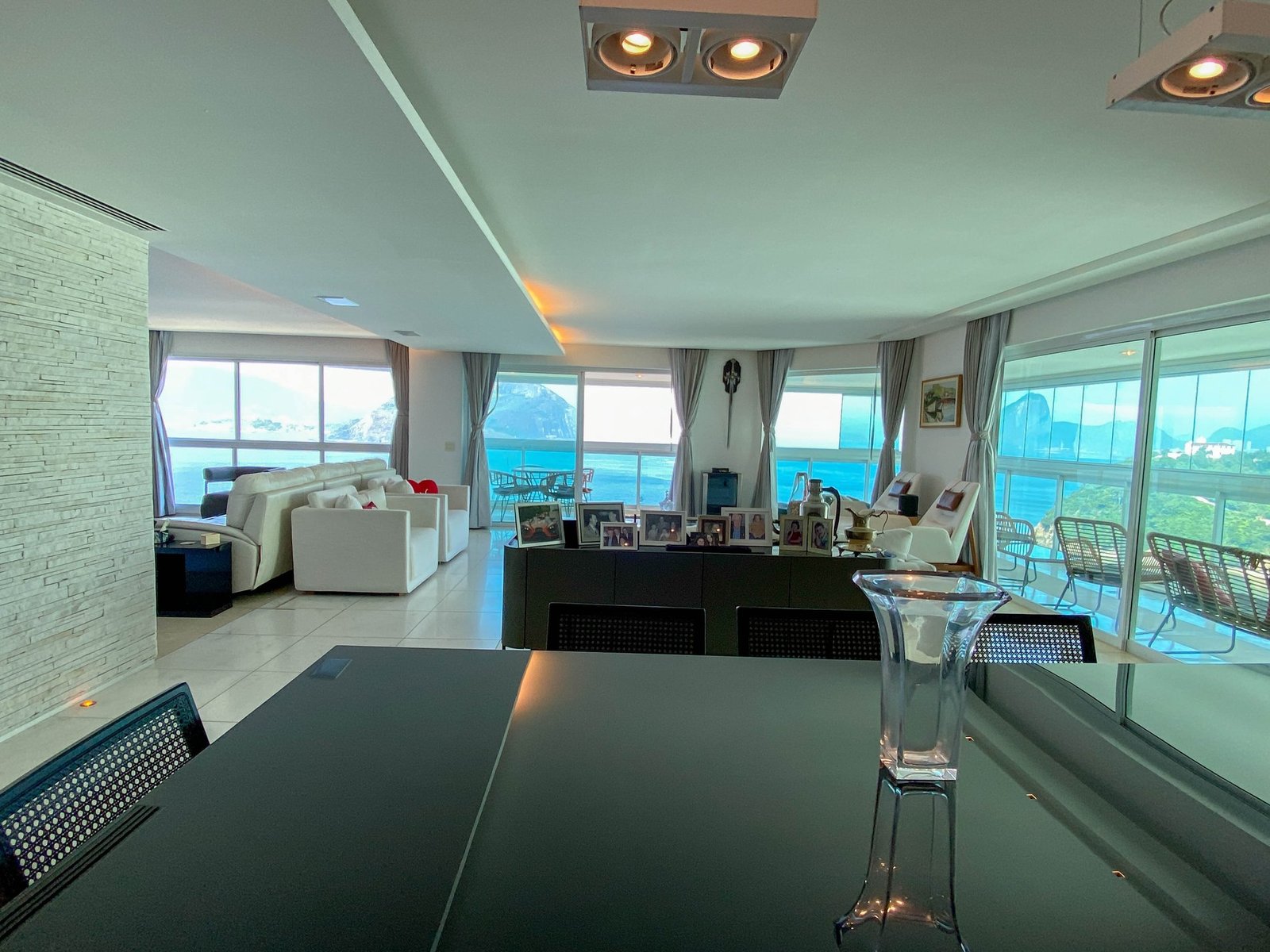 Niteroi Sea-View Apartment Facing Rio de Janeiro - Gallery image 18