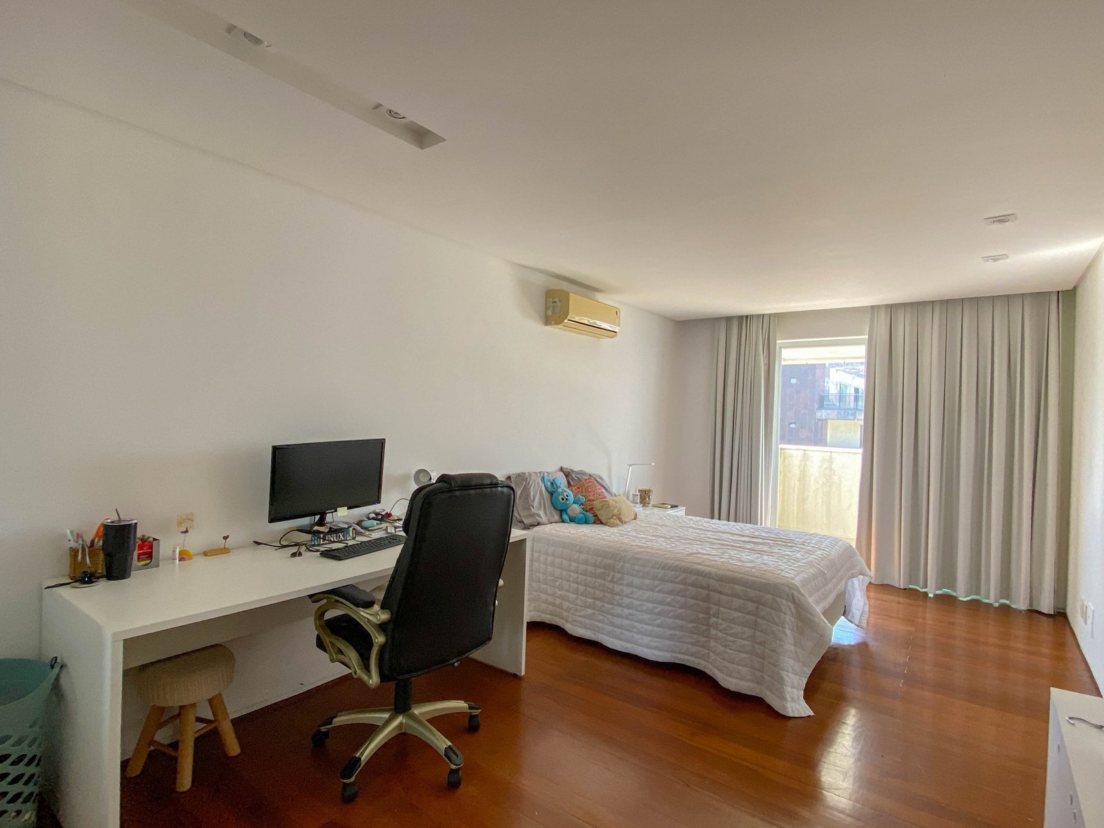 Niteroi Sea-View Apartment Facing Rio de Janeiro - Gallery image 30