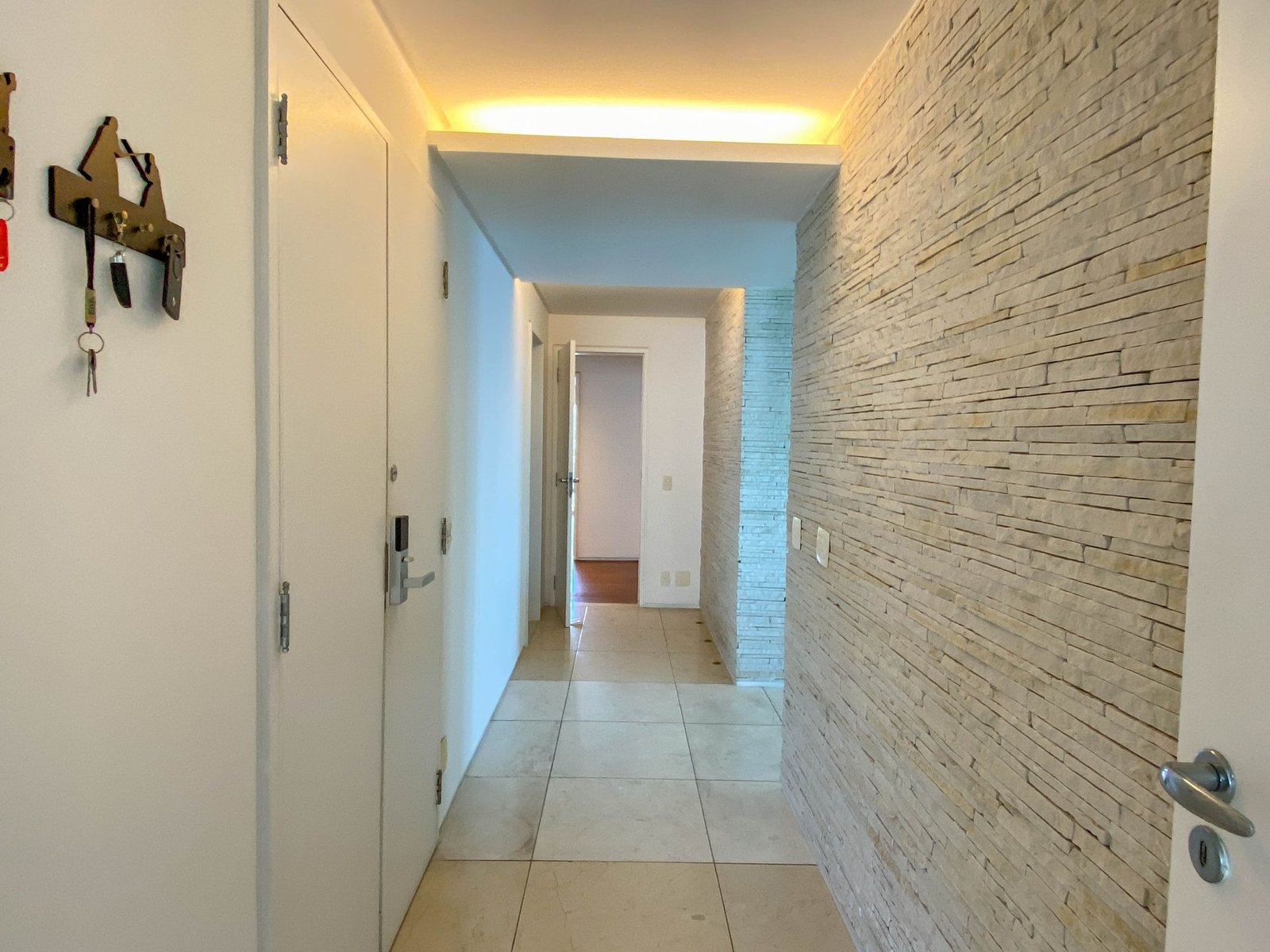 Niteroi Sea-View Apartment Facing Rio de Janeiro - Gallery image 51