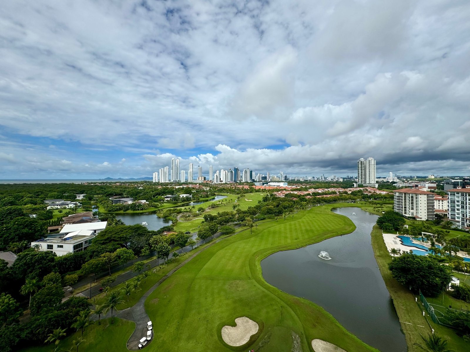 PH La Vista, Golf Views in Santa Maria - Gallery image 4