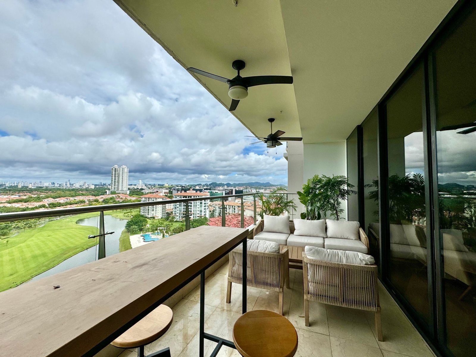 PH La Vista, Golf Views in Santa Maria - Gallery image 6