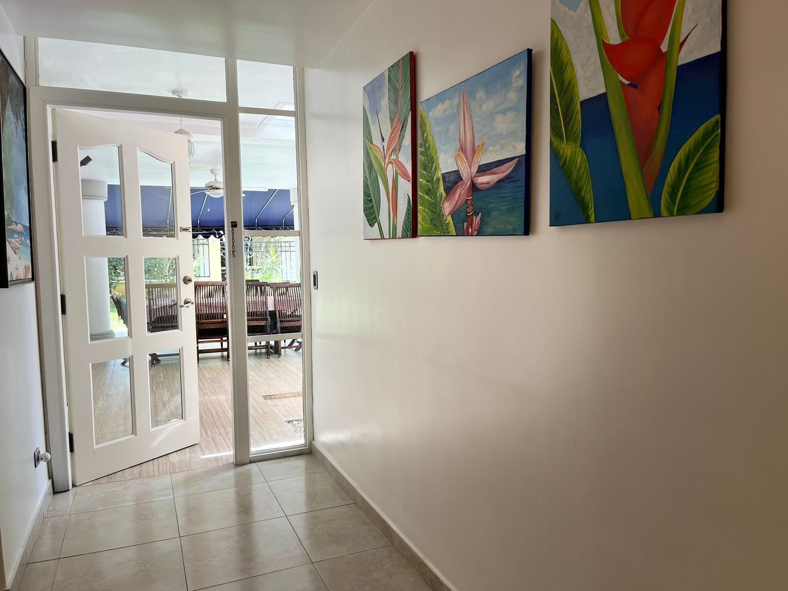 Pool-and-Garden Home in Camino de Cruces - Gallery image 15