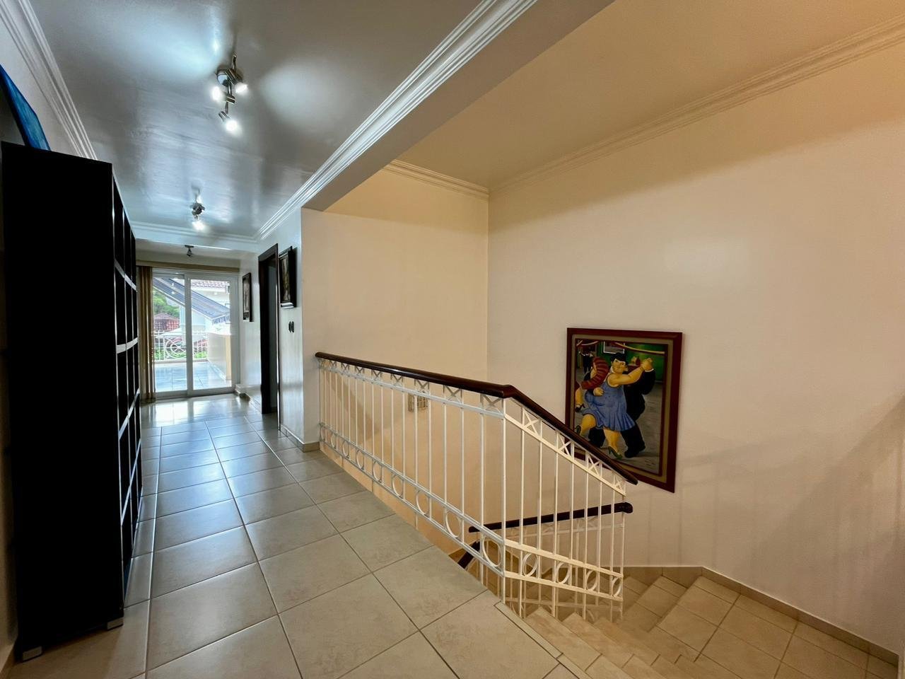 Pool-and-Garden Home in Camino de Cruces - Gallery image 32