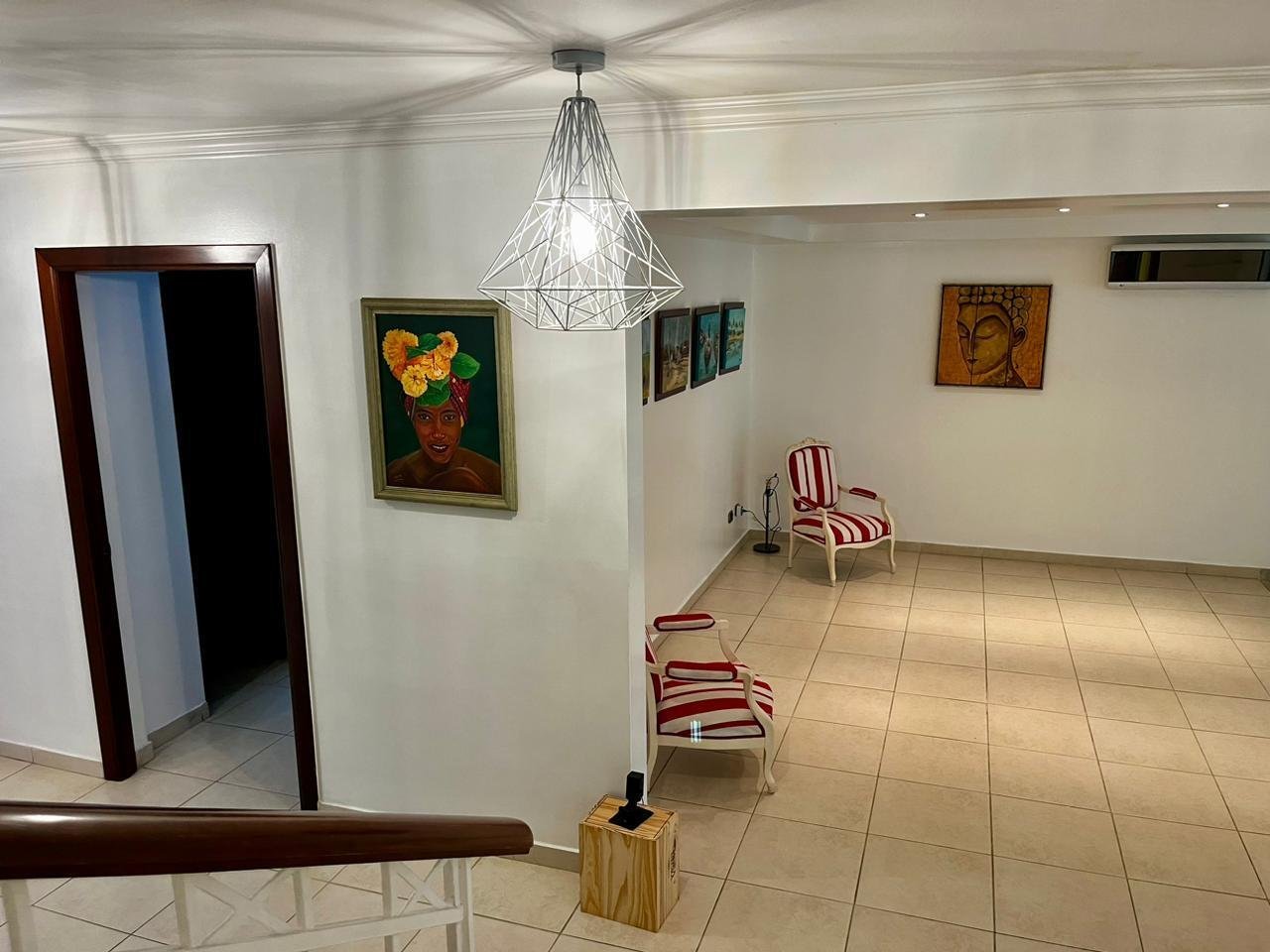 Pool-and-Garden Home in Camino de Cruces - Gallery image 38