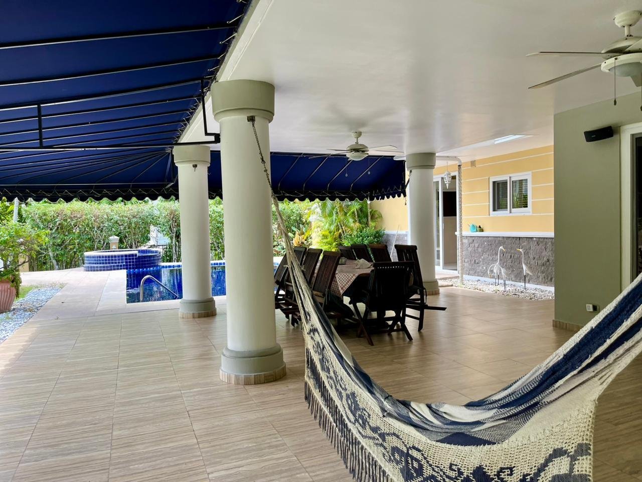 Pool-and-Garden Home in Camino de Cruces - Gallery image 7