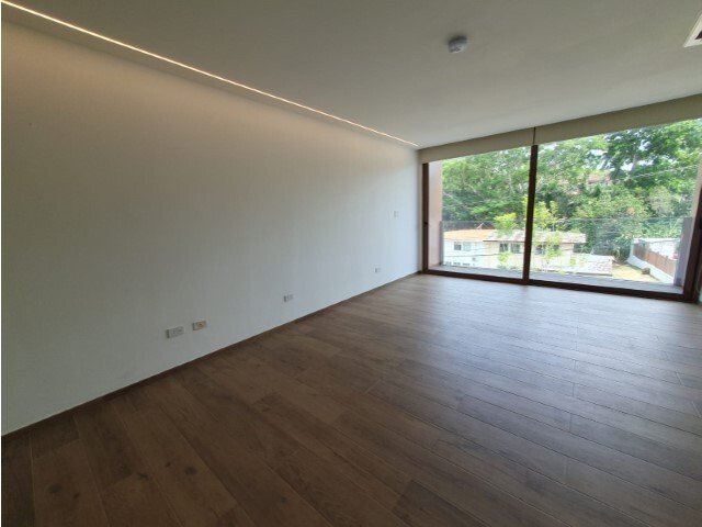 Four-Level Townhouse in Clayton Heights - Gallery image 15