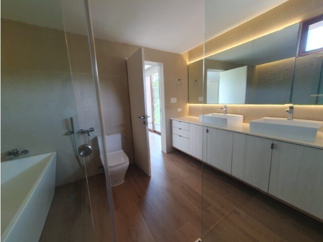 Four-Level Townhouse in Clayton Heights - Gallery image 17