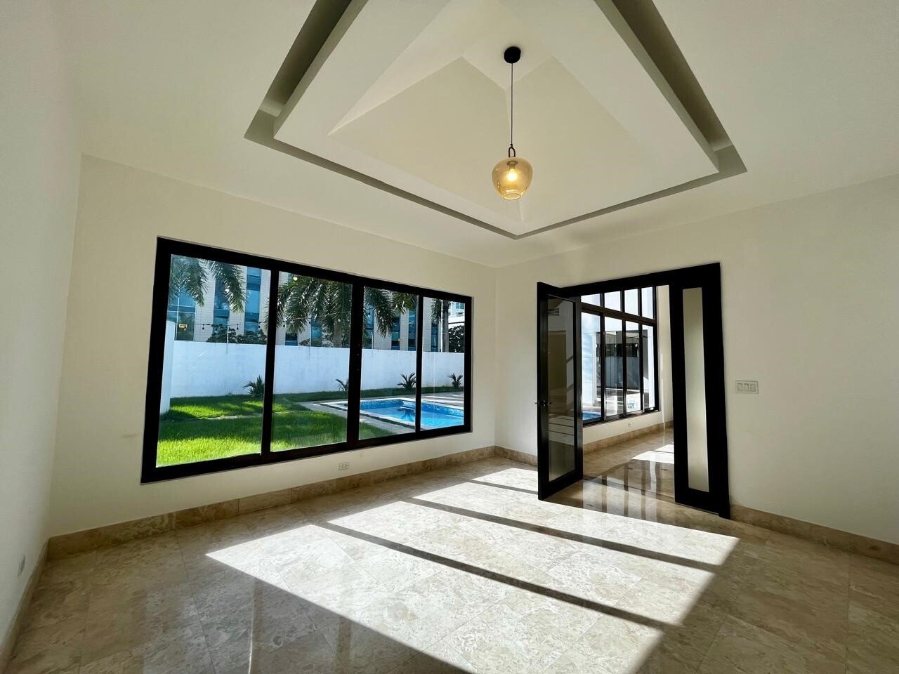 840 m2 Gated Mansion in Costa del Este - Gallery image 20