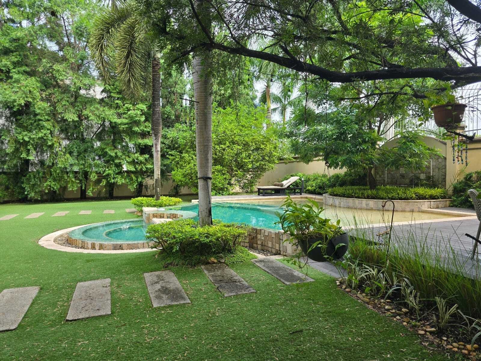 Two-Level Balmoral Home with Study, Costa del Este - Gallery image 13