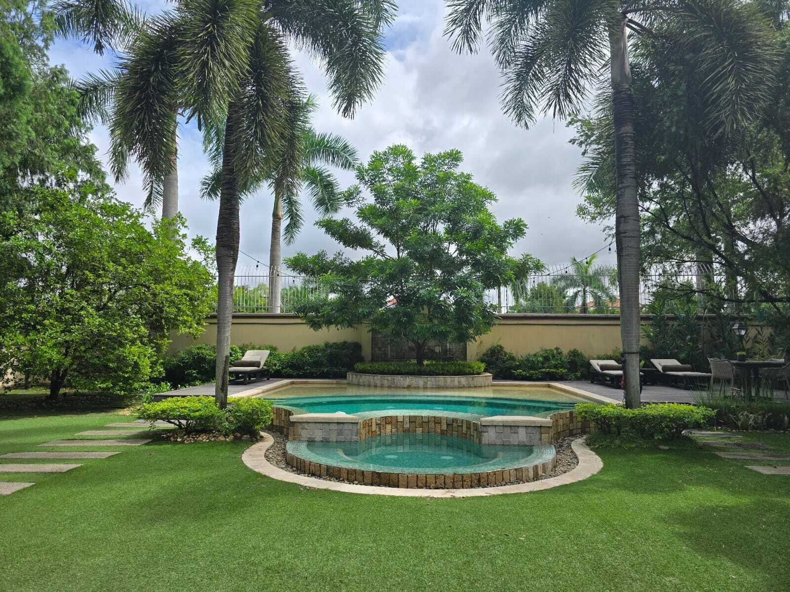 Two-Level Balmoral Home with Study, Costa del Este - Gallery image 16