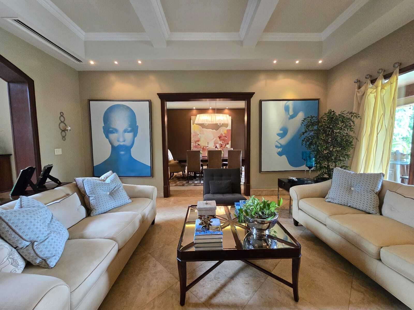 Two-Level Balmoral Home with Study, Costa del Este - Gallery image 26