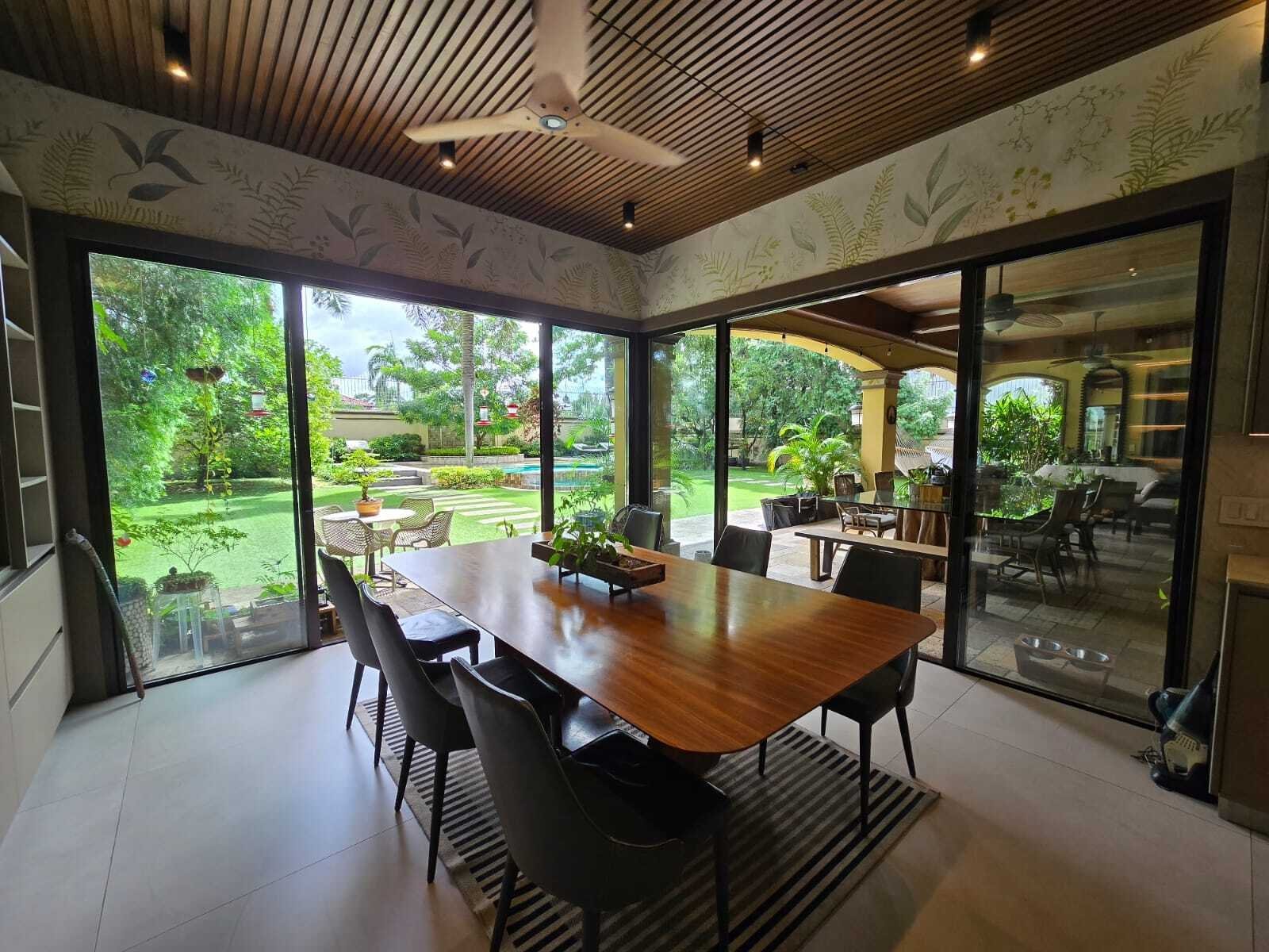 Two-Level Balmoral Home with Study, Costa del Este - Gallery image 31