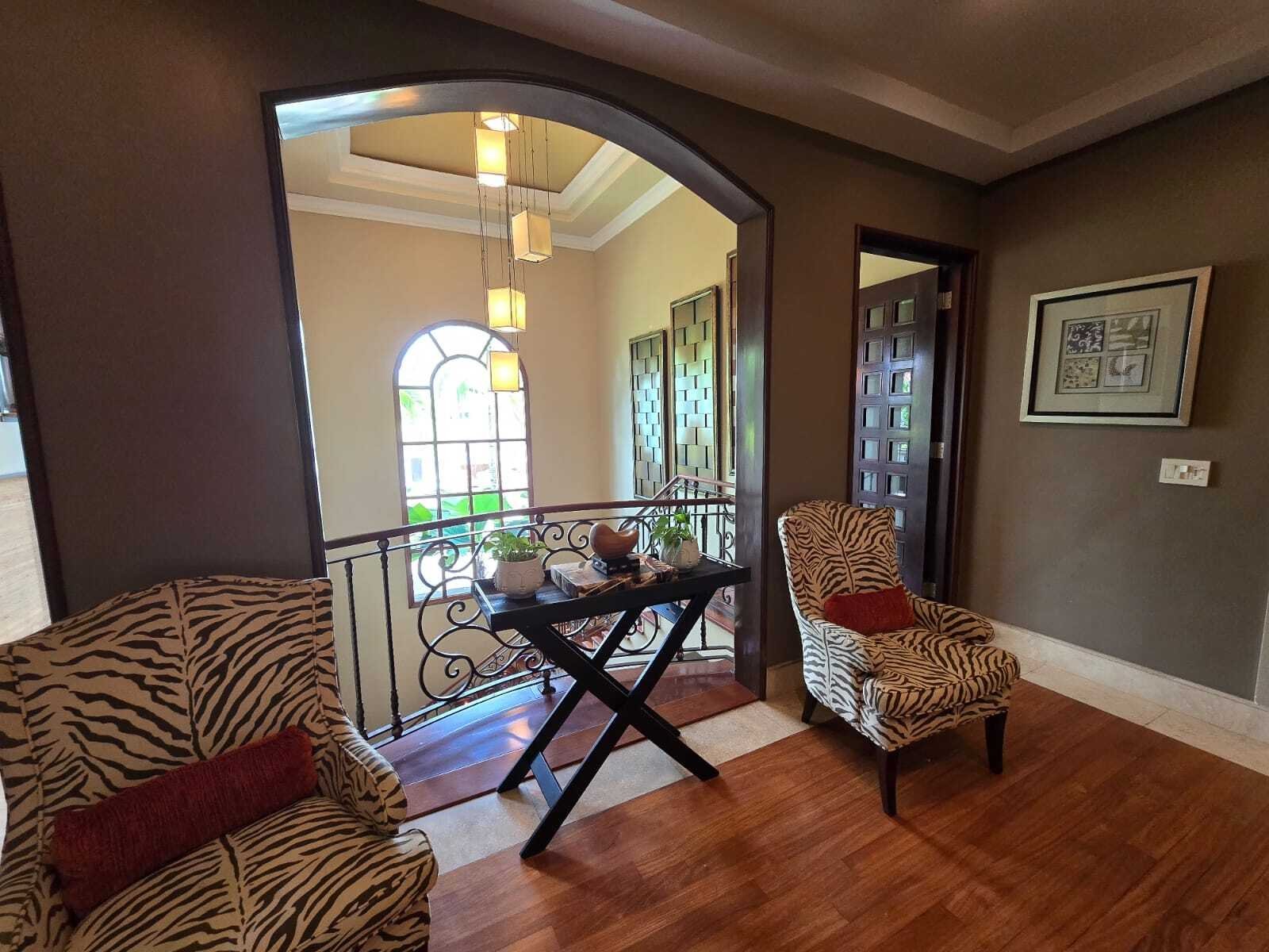 Two-Level Balmoral Home with Study, Costa del Este - Gallery image 34