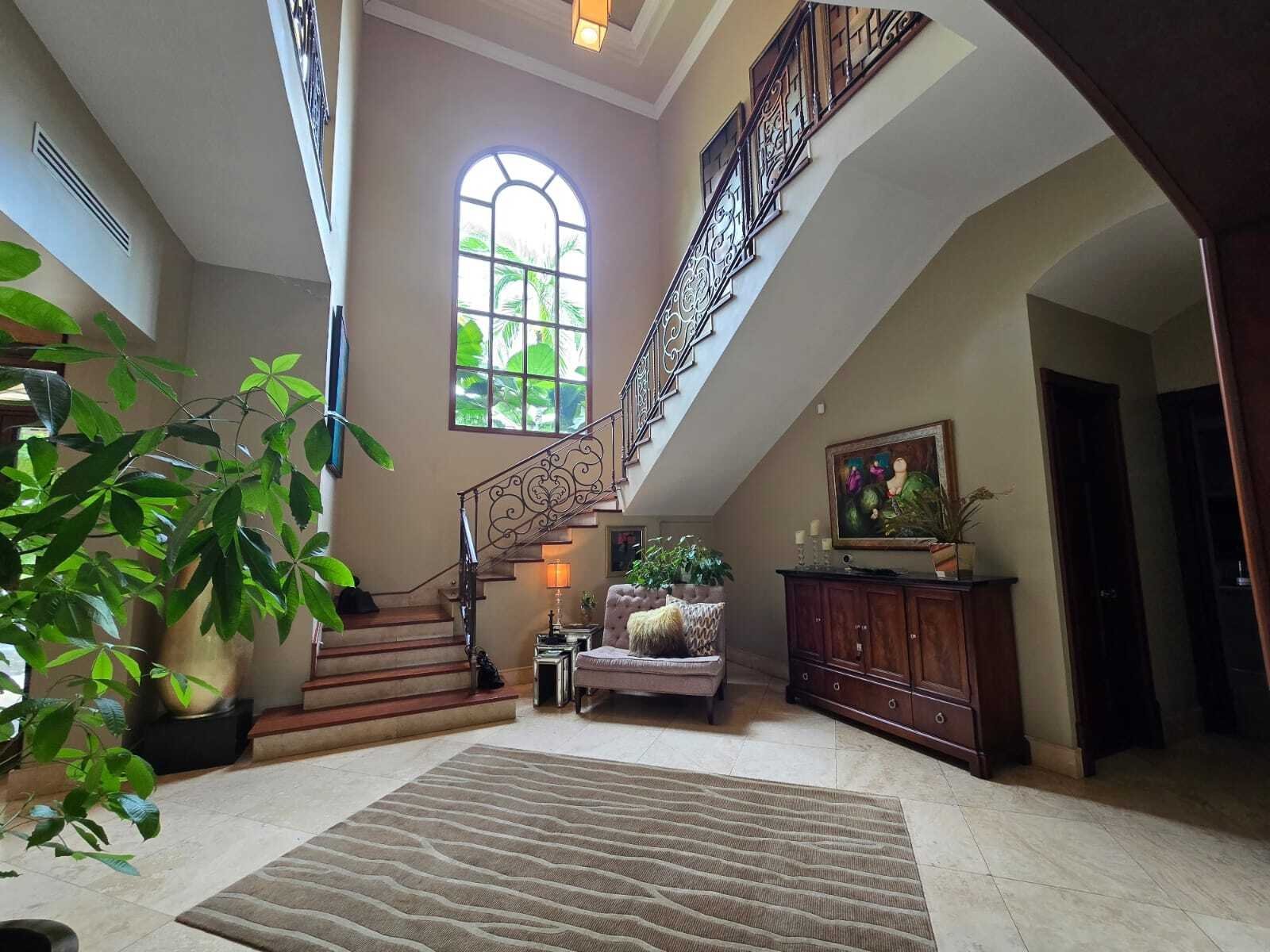 Two-Level Balmoral Home with Study, Costa del Este - Gallery image 49