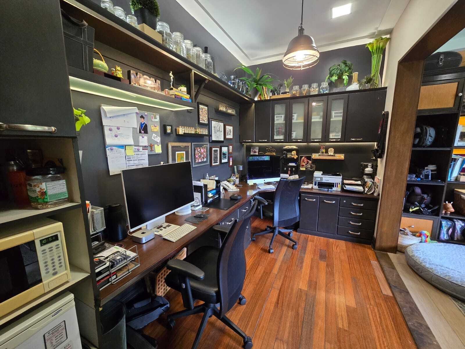 Two-Level Balmoral Home with Study, Costa del Este - Gallery image 59