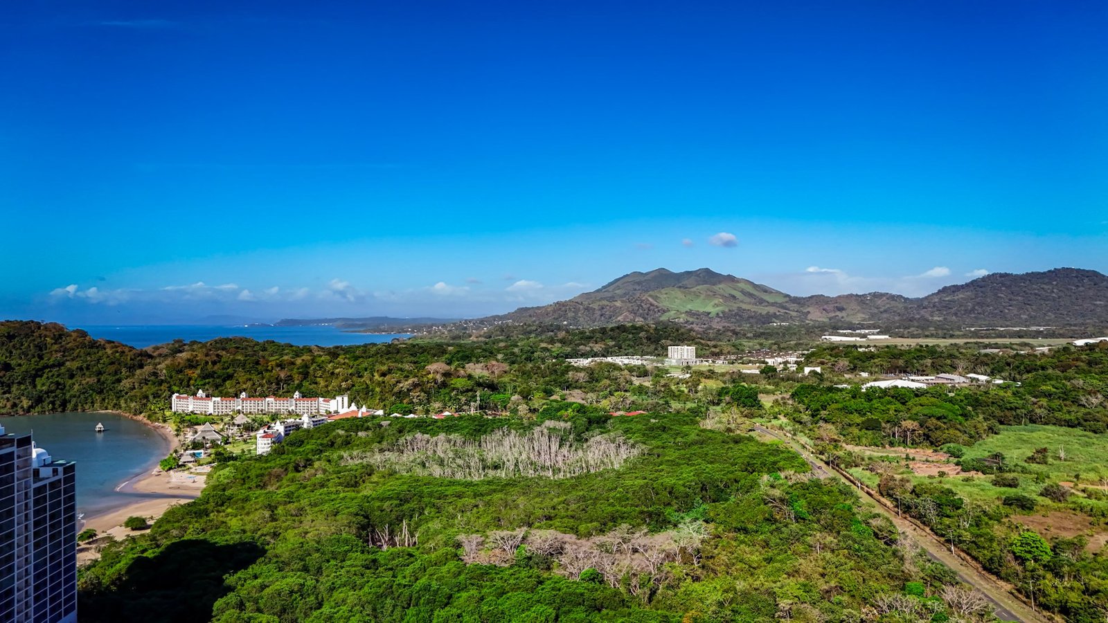 Beachfront 2-Bed at Westin Residences, Playa Bonita - Gallery image 27