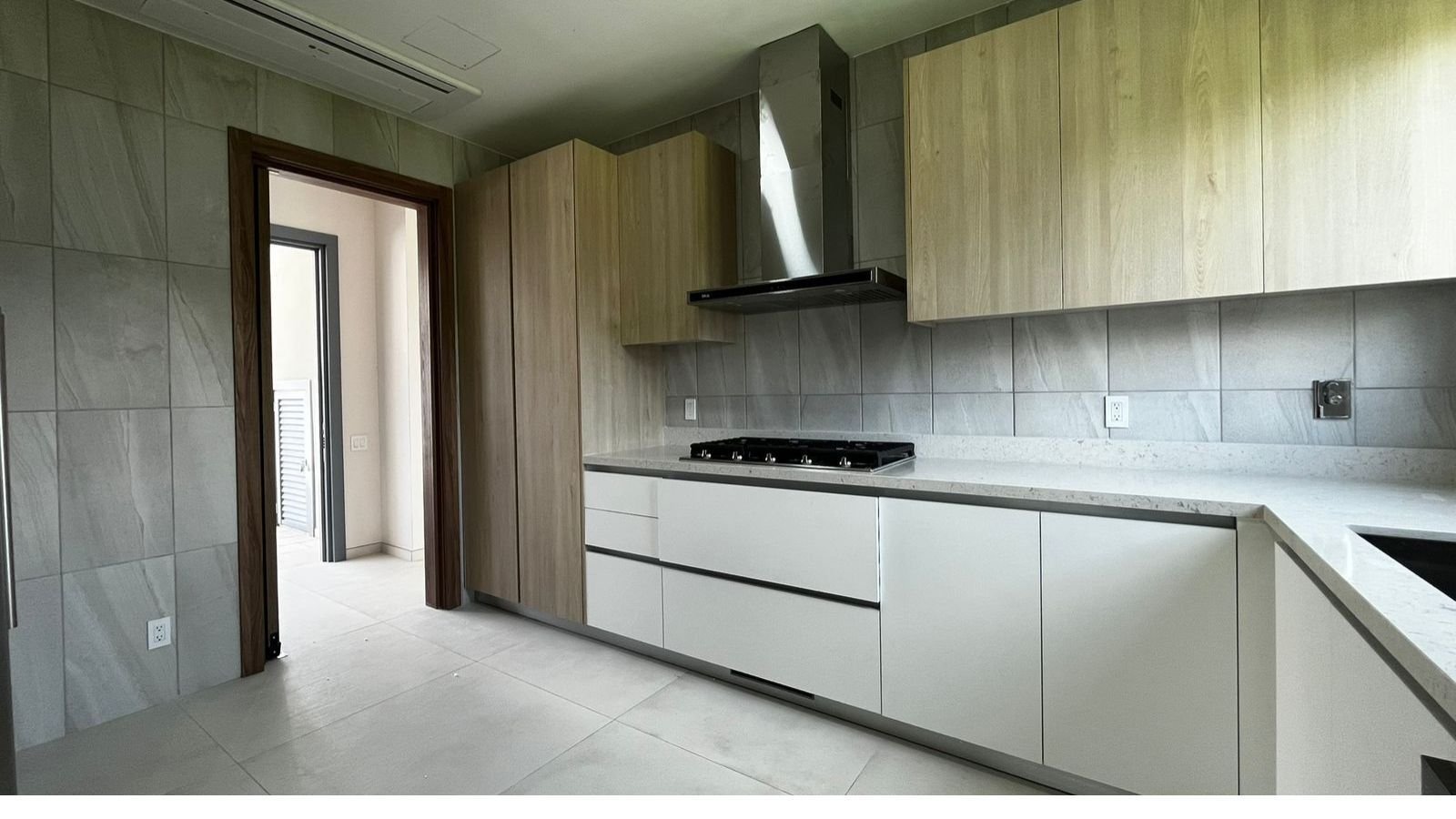 The Woods House with Lake Views, Santa Maria - Gallery image 14
