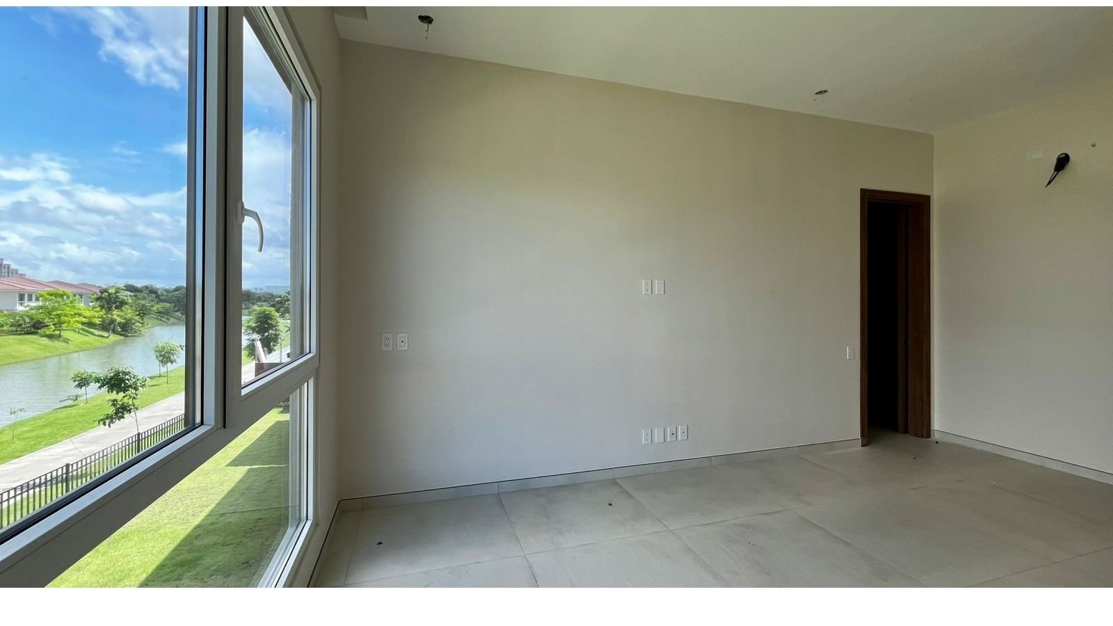 The Woods House with Lake Views, Santa Maria - Gallery image 19
