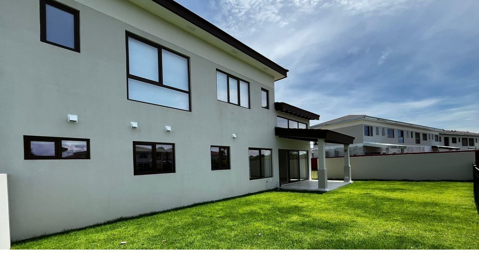 The Woods House with Lake Views, Santa Maria - Gallery image 4