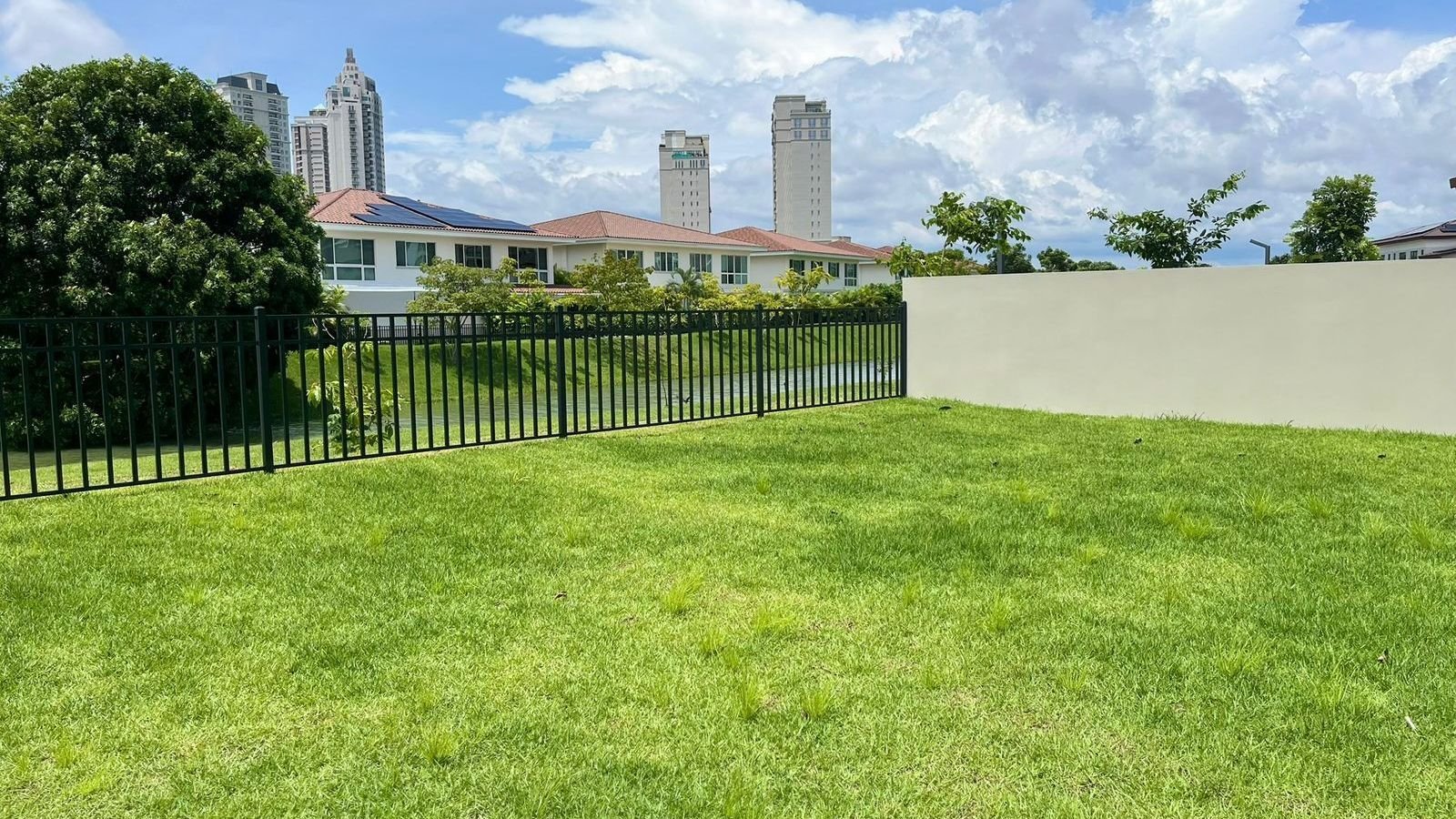 The Woods House with Lake Views, Santa Maria - Gallery image 7