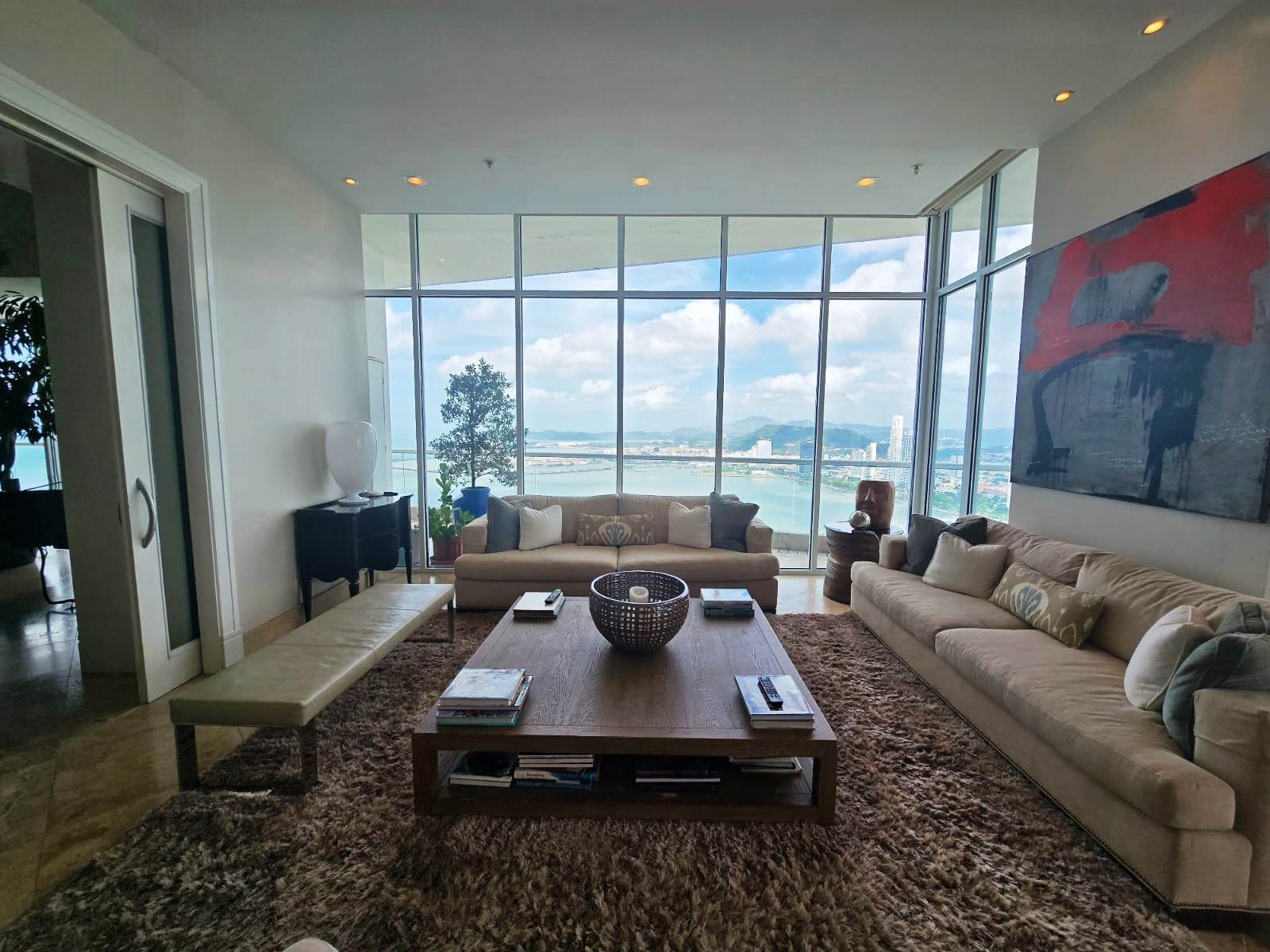 Full-Floor Penthouse at The Point, Punta Paitilla - Gallery image 26