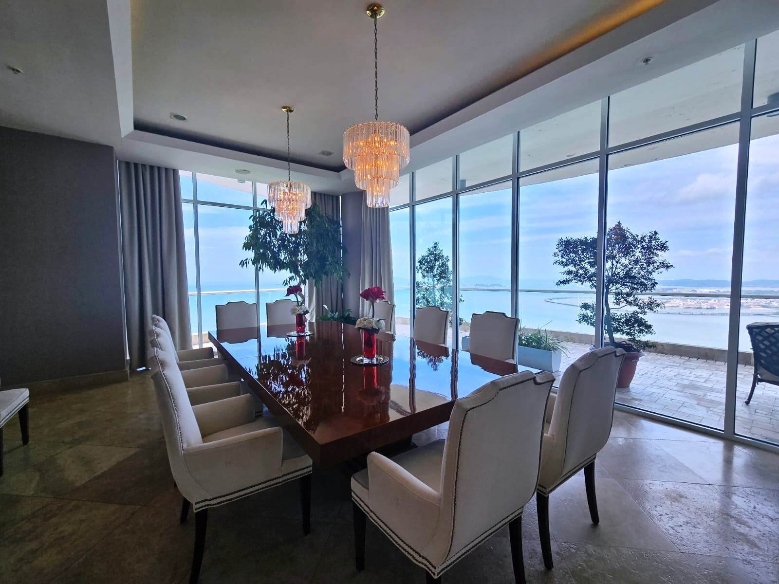Full-Floor Penthouse at The Point, Punta Paitilla - Gallery image 32