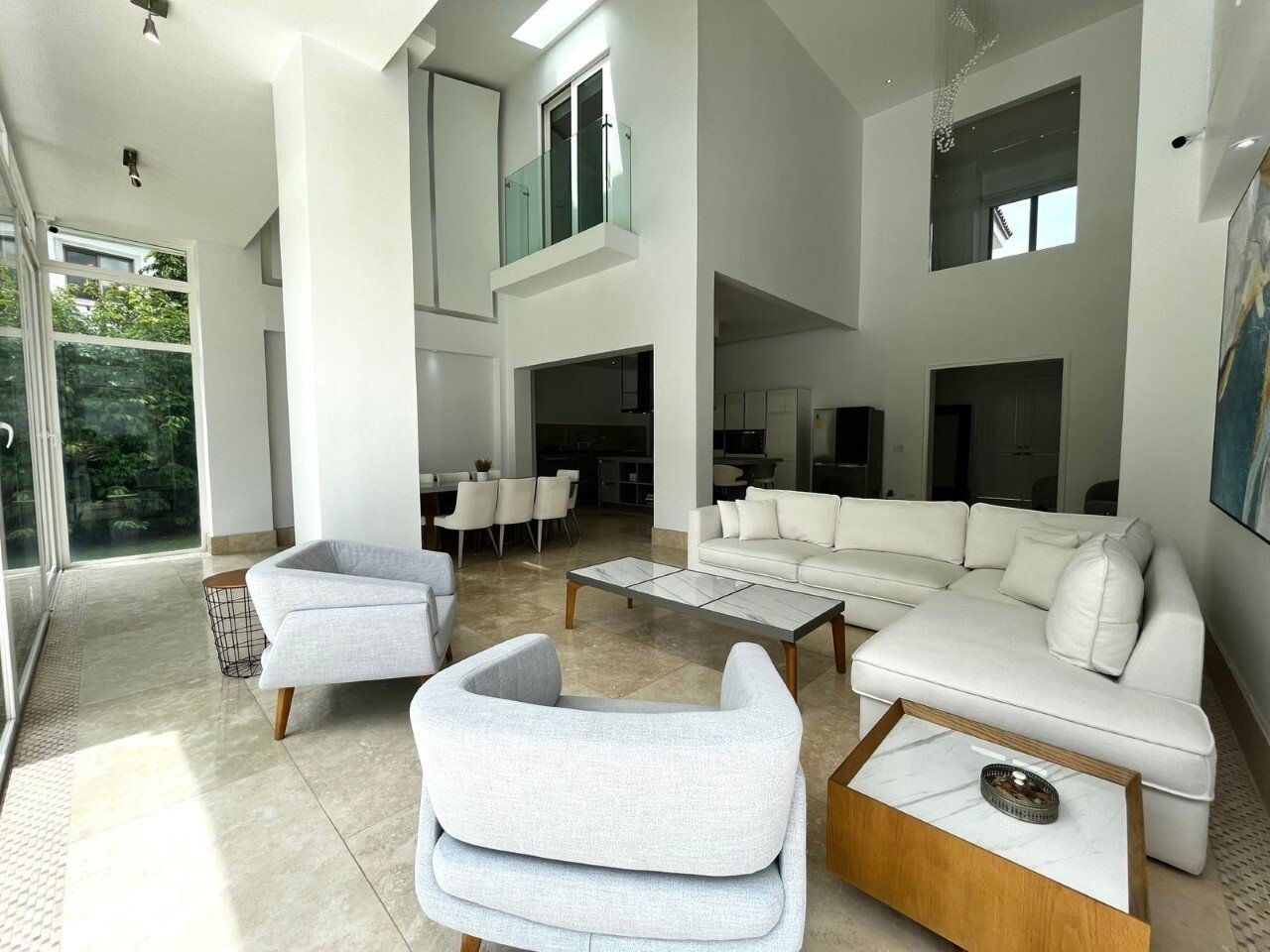 Two-Story Family Residence in Santa Maria - Gallery image 14
